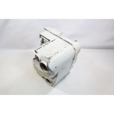Genuine Crankcase STIHL 009 010 011 012 chainsaw 1120 020 2104 6