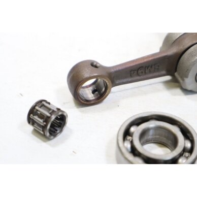 Genuine Crankshaft Efco 138 Oleo Mac 938 941 chainsaw 094100002 2