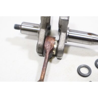 Genuine Crankshaft Husqvarna 122C McCulloch T22 LS LCS trimmer 522928902 3 Genuine Crankshaft Husqvarna 122C McCulloch T22 LS LCS trimmer 522928902 3
