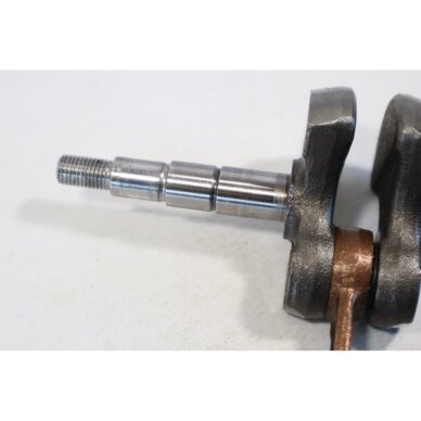 Genuine Crankshaft Husqvarna 235 236 240 Jonsered CS2234 CS2238 McCULLOCH CS340 CS380 chainsaw 530012605 5 Genuine Crankshaft Husqvarna 235 236 240 Jonsered CS2234 CS2238 McCULLOCH CS340 CS380 chainsaw 530012605 5