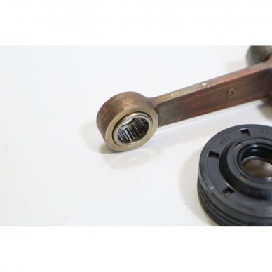 Genuine Crankshaft Husqvarna 235 236 240 Jonsered CS2234 CS2238 McCULLOCH CS340 CS380 chainsaw 574449401 2 Genuine Crankshaft Husqvarna 235 236 240 Jonsered CS2234 CS2238 McCULLOCH CS340 CS380 chainsaw 574449401 2