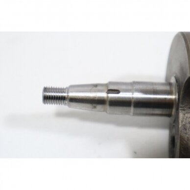 Genuine Crankshaft Jobu LF50 LF50B chainsaw 4 Genuine Crankshaft Jobu LF50 LF50B chainsaw 4