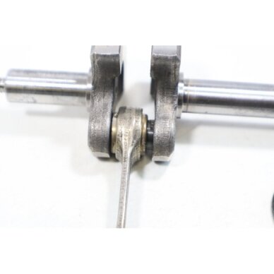 Genuine Crankshaft Jonsered GT2125 GT2128 McCulloch B28 Husqvarna 128R 128C 128L LDX brushcutter 545195202 2 Genuine Crankshaft Jonsered GT2125 GT2128 McCulloch B28 Husqvarna 128R 128C 128L LDX brushcutter 545195202 2