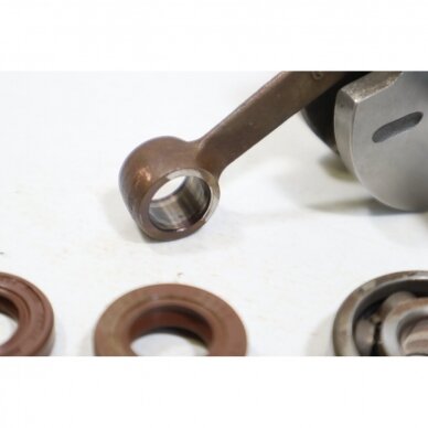 Genuine Crankshaft Makita EM2600U brushcutter DA00000386 5 Genuine Crankshaft Makita EM2600U brushcutter DA00000386 5