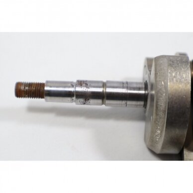 Genuine Crankshaft McCULLOCH Poulan Jonsered CS2137 Partner 351 352 371 382 391 401 421 422 chainsaw 530047062 4 Genuine Crankshaft McCULLOCH Poulan Jonsered CS2137 Partner 351 352 371 382 391 401 421 422 chainsaw 530047062 4