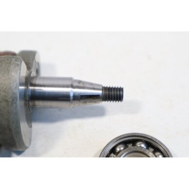 Genuine Crankshaft Partner 347 407 437 477 497 McCulloch Cabrio Plus 347 407 437 467 497 Elite 1610 2010 2210 2510 2710 brushcutter 538243725 4 Genuine Crankshaft Partner 347 407 437 477 497 McCulloch Cabrio Plus 347 407 437 467 497 Elite 1610 2010 2210 2510 2710 brushcutter 538243725 4