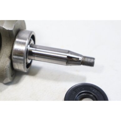 Genuine Crankshaft Solo 634 641 chainsaw 2200835 4