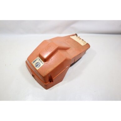 Genuine Cylinder Top Cover Husqvarna 36 41 136 141 chainsaw 530047609 Genuine Cylinder Top Cover Husqvarna 36 41 136 141 chainsaw 530047609