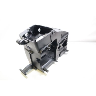 Genuine Engine Housing Case Crankcase McCulloch MAC 833 AV chainsaw 2 Genuine Engine Housing Case Crankcase McCulloch MAC 833 AV chainsaw 2
