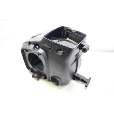 Genuine Engine Housing Case Crankcase McCulloch MAC 833 AV chainsaw 1 Genuine Engine Housing Case Crankcase McCulloch MAC 833 AV chainsaw 1