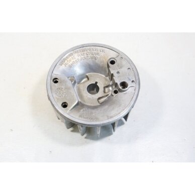 Genuine Flywheel Efco 134 135 138 Oleo Mac 935X 938 941 chainsaw 094100151R 6 Genuine Flywheel Efco 134 135 138 Oleo Mac 935X 938 941 chainsaw 094100151R 6