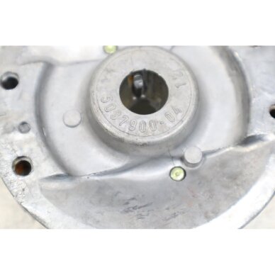 Genuine Flywheel Husqvarna 40 45 49 Jonsered 2041 2045 2050 Partner 460 chainsaw 503790004 5 Genuine Flywheel Husqvarna 40 45 49 Jonsered 2041 2045 2050 Partner 460 chainsaw 503790004 5