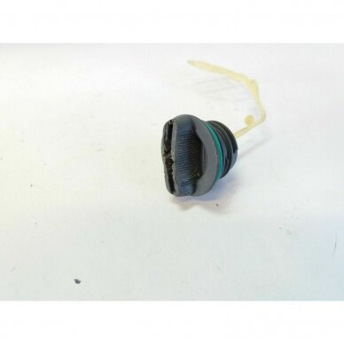 Genuine Fuel Oil Tank Cap Oleo Mac 940 chainsaw 50052005 1 Genuine Fuel Oil Tank Cap Oleo Mac 940 chainsaw 50052005 1