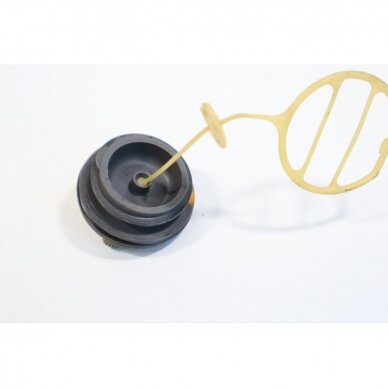 Genuine Fuel Tank Cap Husqvarna 242 246 136 141 154 254 257 chainsaw 501819602 2 Genuine Fuel Tank Cap Husqvarna 242 246 136 141 154 254 257 chainsaw 501819602 2