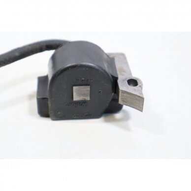 Genuine Ignition Module McCULLOCH Poulan Jonsered CS2137 Partner 351 352 371 382 391 401 421 chainsaw 530039167 1 Genuine Ignition Module McCULLOCH Poulan Jonsered CS2137 Partner 351 352 371 382 391 401 421 chainsaw 530039167 1