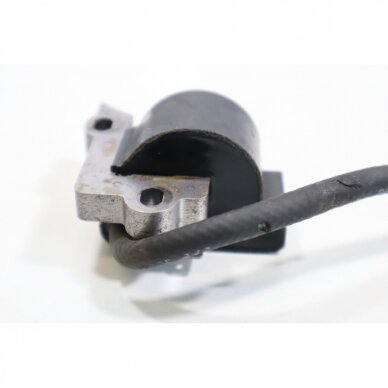Genuine Ignition Module McCULLOCH Poulan Jonsered CS2137 Partner 351 352 371 382 391 401 421 chainsaw 530039167 2 Genuine Ignition Module McCULLOCH Poulan Jonsered CS2137 Partner 351 352 371 382 391 401 421 chainsaw 530039167 2
