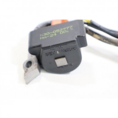 Genuine Ignition Module McCULLOCH Poulan Jonsered CS2137 Partner 351 352 371 382 391 401 421 chainsaw 530052277 3 Genuine Ignition Module McCULLOCH Poulan Jonsered CS2137 Partner 351 352 371 382 391 401 421 chainsaw 530052277 3