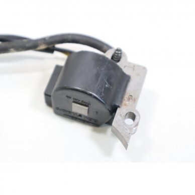 Genuine Ignition Module McCULLOCH Poulan Jonsered CS2137 Partner 351 352 371 382 391 401 421 chainsaw 530052277 4 Genuine Ignition Module McCULLOCH Poulan Jonsered CS2137 Partner 351 352 371 382 391 401 421 chainsaw 530052277 4