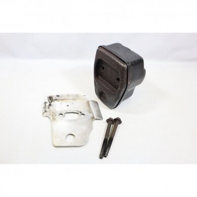 Genuine Muffler McCULLOCH Poulan Jonsered CS2137 Partner 351 352 371 382 391 401 421 422 chainsaw 530047207 Genuine Muffler McCULLOCH Poulan Jonsered CS2137 Partner 351 352 371 382 391 401 421 422 chainsaw 530047207