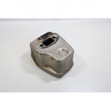 Genuine Muffler McCULLOCH Poulan Jonsered CS2137 Partner 351 352 371 382 391 401 421 422 chainsaw 530047207 4 Genuine Muffler McCULLOCH Poulan Jonsered CS2137 Partner 351 352 371 382 391 401 421 422 chainsaw 530047207 4
