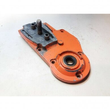 Genuine Oil Pump Cover Husqvarna 140S 240S 240SE chainsaw 501453902 3 Genuine Oil Pump Cover Husqvarna 140S 240S 240SE chainsaw 501453902 3