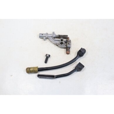 Genuine Oil Pump Husqvarna 357 359 455 460 461 465 Jonsered CS2156 CS2159 CS2255 chainsaw 537105502