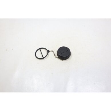 Genuine Oil Tank Cap McCulloch MAC 833 835 836 838 AV chainsaw 300565 Genuine Oil Tank Cap McCulloch MAC 833 835 836 838 AV chainsaw 300565