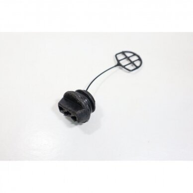 Genuine Oil Tank Cap McCULLOCH Poulan Jonsered CS2137 Partner 351 352 371 382 391 401 421 422 chainsaw 530010846 Genuine Oil Tank Cap McCULLOCH Poulan Jonsered CS2137 Partner 351 352 371 382 391 401 421 422 chainsaw 530010846