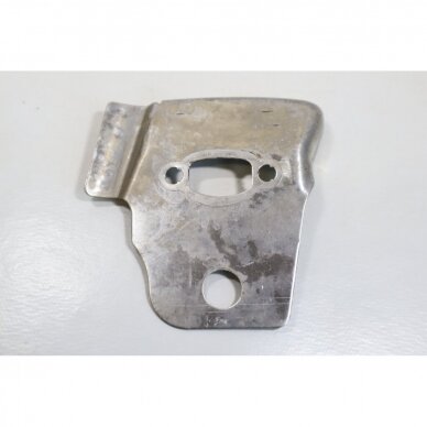 Genuine Plate Heat Shield McCULLOCH Poulan Jonsered CS2137 Partner 351 352 371 382 391 401 421 422 chainsaw 530049870 2 Genuine Plate Heat Shield McCULLOCH Poulan Jonsered CS2137 Partner 351 352 371 382 391 401 421 422 chainsaw 530049870 2