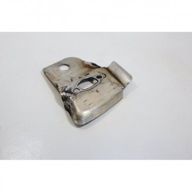 Genuine Plate Heat Shield McCULLOCH Poulan Jonsered CS2137 Partner 351 352 371 382 391 401 421 422 chainsaw 530049870 3 Genuine Plate Heat Shield McCULLOCH Poulan Jonsered CS2137 Partner 351 352 371 382 391 401 421 422 chainsaw 530049870 3