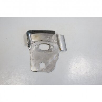 Genuine Plate Heat Shield McCULLOCH Poulan Jonsered CS2137 Partner 351 352 371 382 391 401 421 422 chainsaw 530049870 Genuine Plate Heat Shield McCULLOCH Poulan Jonsered CS2137 Partner 351 352 371 382 391 401 421 422 chainsaw 530049870