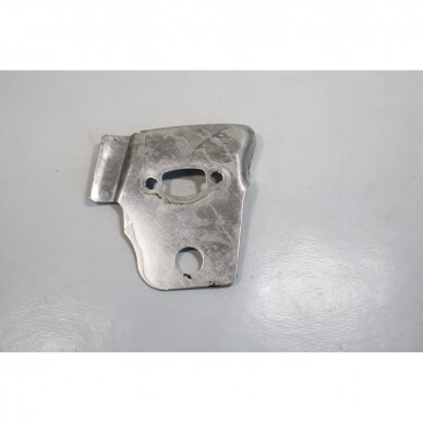 Genuine Plate Heat Shield McCULLOCH Poulan Jonsered CS2137 Partner 351 352 371 382 391 401 421 422 chainsaw 530049870 1 Genuine Plate Heat Shield McCULLOCH Poulan Jonsered CS2137 Partner 351 352 371 382 391 401 421 422 chainsaw 530049870 1