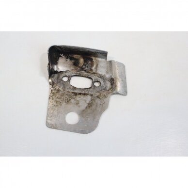 Genuine Plate Heat Shield McCULLOCH Poulan Jonsered CS2137 Partner 351 352 371 382 391 401 421 422 chainsaw 530049870 Genuine Plate Heat Shield McCULLOCH Poulan Jonsered CS2137 Partner 351 352 371 382 391 401 421 422 chainsaw 530049870