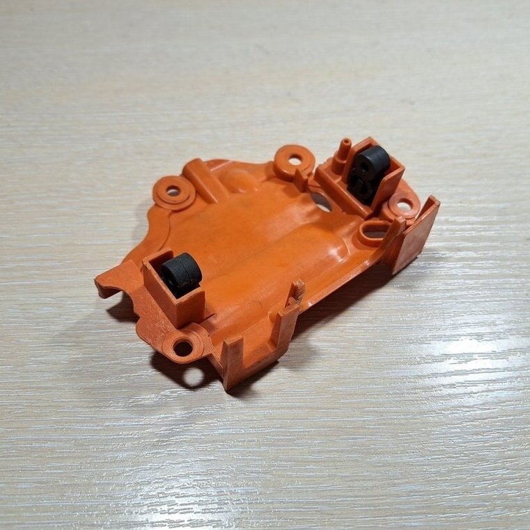 Genuine Carburetor Base Husqvarna 357 359 chainsaw 503927901 2 Genuine Carburetor Base Husqvarna 357 359 chainsaw 503927901 2