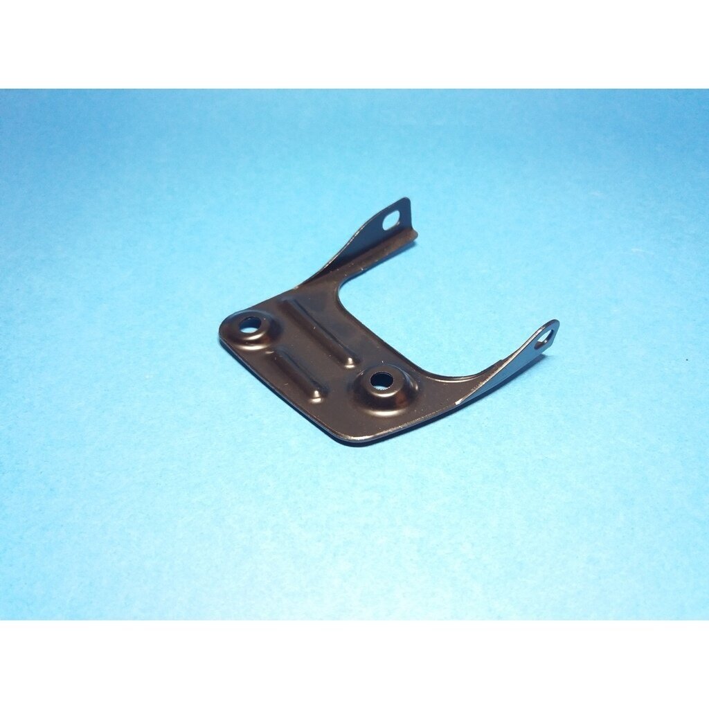 Muffler Bracket suitable for Husqvarna 346 351 353 Jonsered 2149 CS2147 CS2152 CS2153 chainsaw 544809801 4 Muffler Bracket suitable for Husqvarna 346 351 353 Jonsered 2149 CS2147 CS2152 CS2153 chainsaw 544809801 4