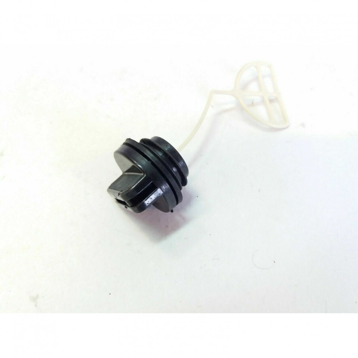 Oil Tank Cap Chinese chainsaw 4500 5200 5800 Oil Tank Cap Chinese chainsaw 4500 5200 5800