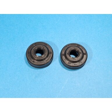 Oil Seal Set suitable for Husqvarna 136 137 141 142 230 235 236 240 Jonsered 2035 2036 2040 CS2137 CS2138 CS2234 CS2238 Partner 350 351 352 370 371 382 390 391 401 420 McCULLOCH CS340 CS380 chainsaw 530056363