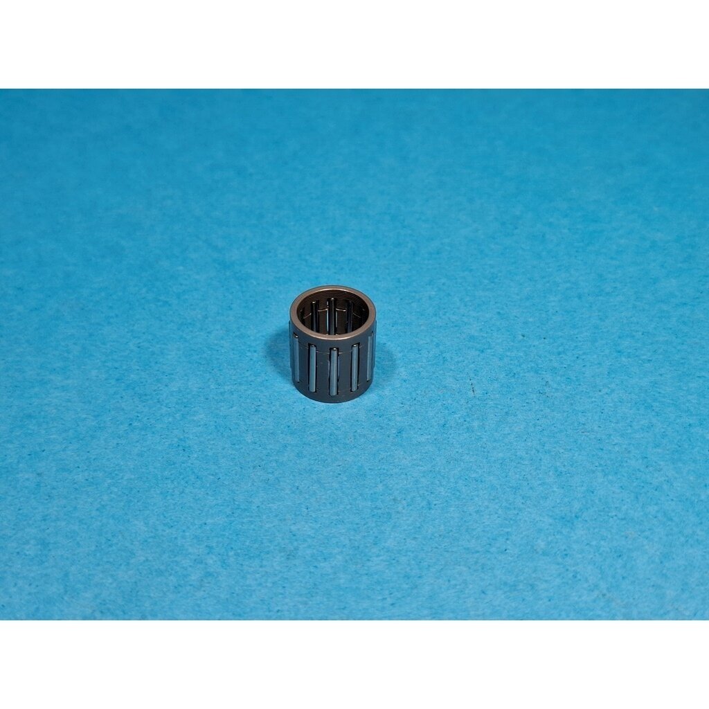 Piston Needle Bearing suitable for Husqvarna 61 66 268 272 362 365 372 357 359 570 575 576 Jonsered 2159 CS2157 CS2159 chainsaw 503733901 Piston Needle Bearing suitable for Husqvarna 61 66 268 272 362 365 372 357 359 570 575 576 Jonsered 2159 CS2157 CS2159 chainsaw 503733901