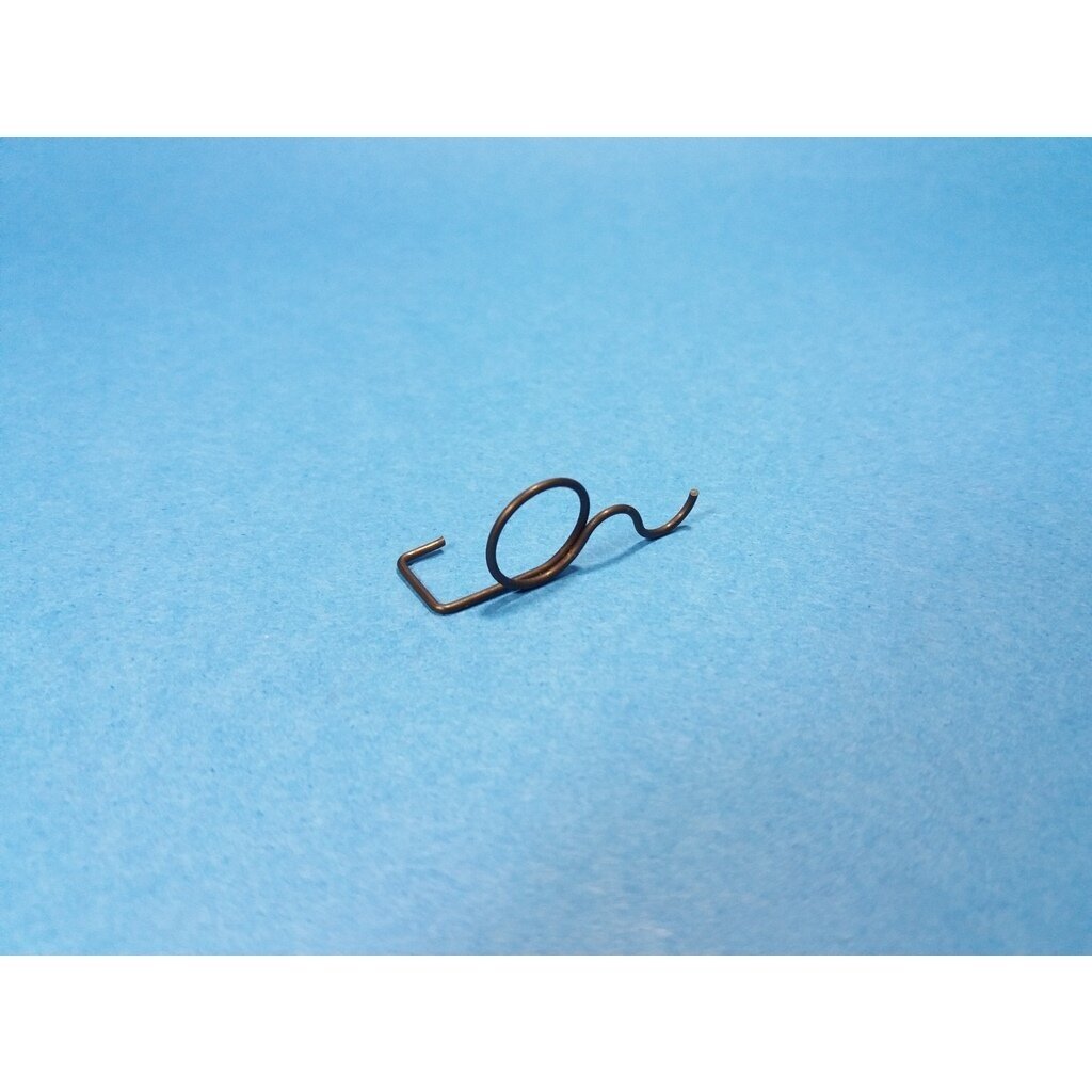 Throttle Trigger Spring suitable for Husqvarna 36 41 136 137 141 142 chainsaw 530029861
