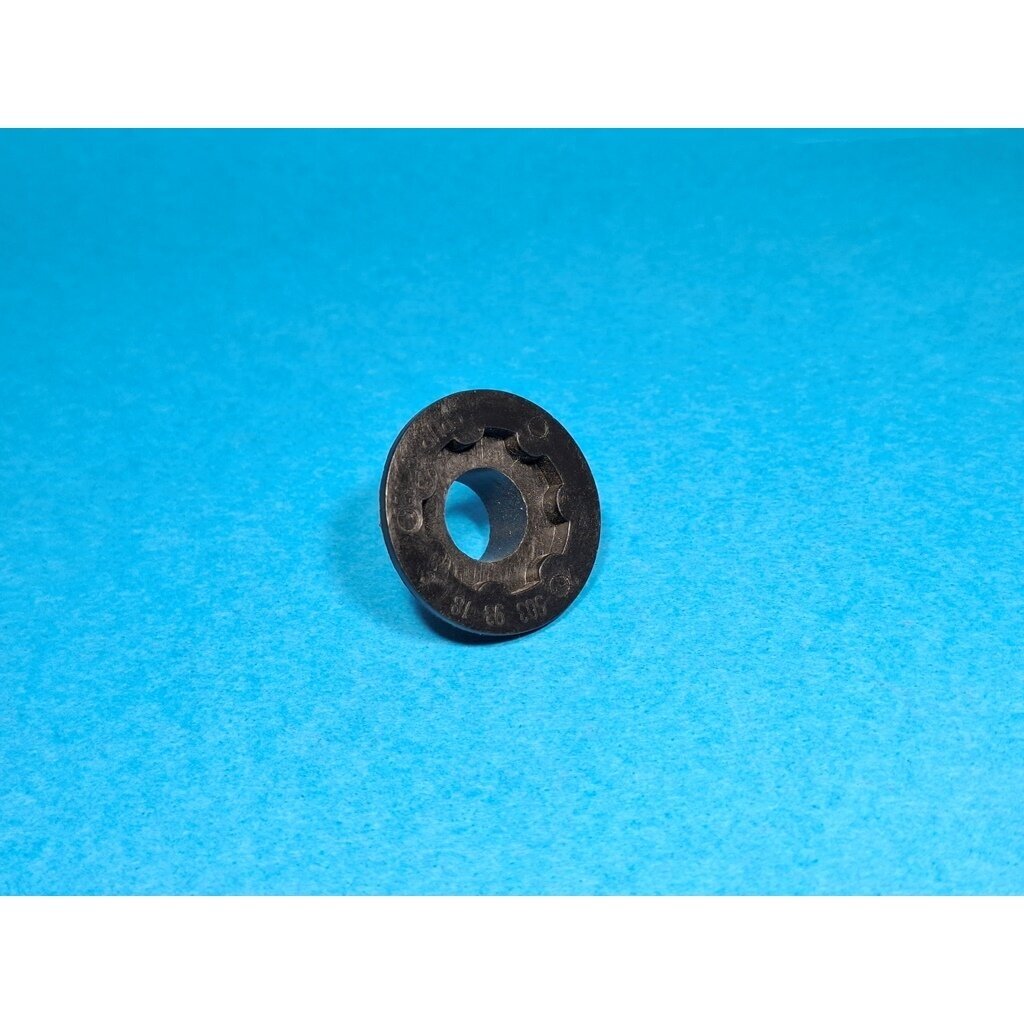 Worm Gear suitable for Husqvarna 340 345 350 445 445 450 Jonsered 2141 2145 2150 CS2141 CS2145 CS2150 CS2245 CS2245 CS2250 McCulloch CS450 chainsaw 503931801 1